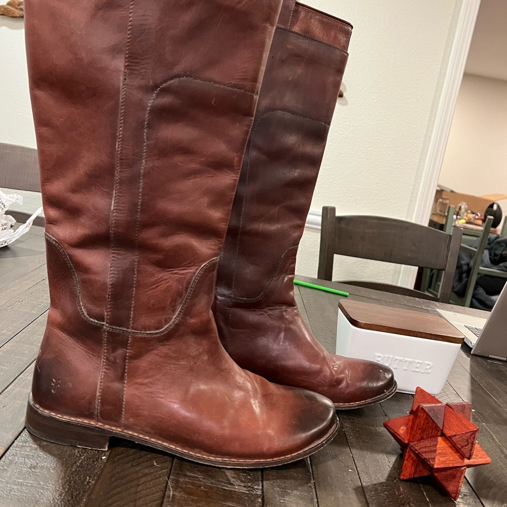 FRYE Paige tall riding boots!!
